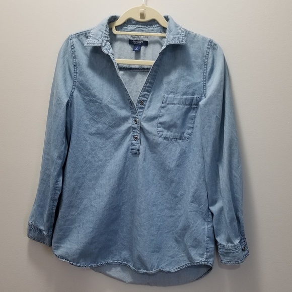 Old Navy Tops - Old Navy Chambray Shirt